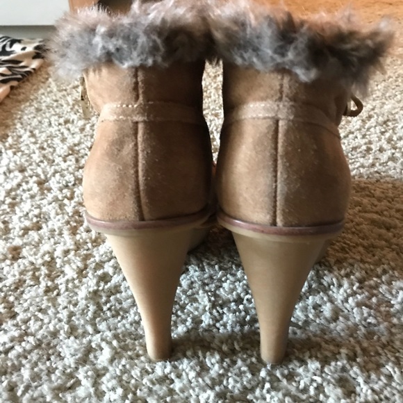 Michael Kors faux fur booties - Picture 2 of 4